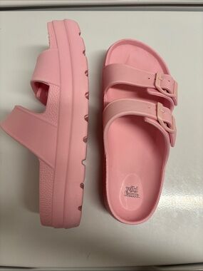 Pink sandals